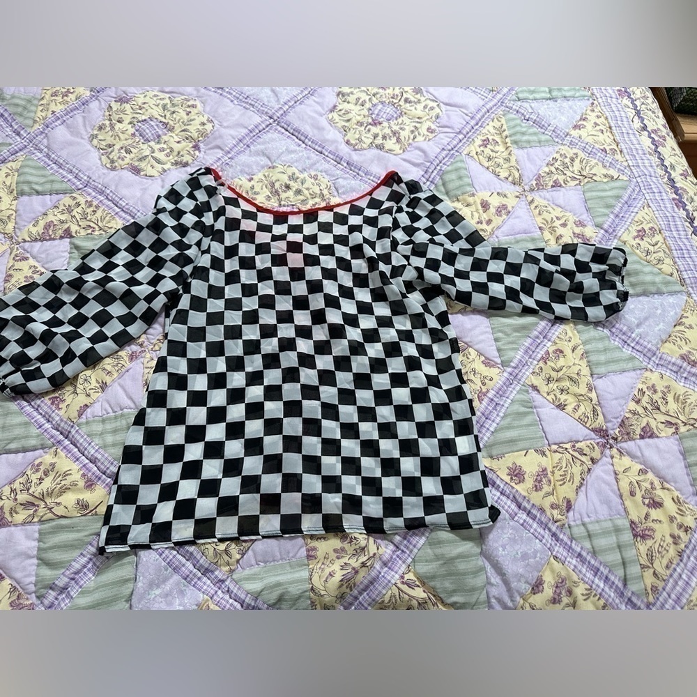 checkered 2/3 length sleeve NWOT